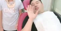 小男孩说小姐姐好漂亮的,小姐姐惊艳亮相