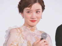 梨花带雨小姐姐哭的图片,小姐姐深情演绎感人至深的一幕
